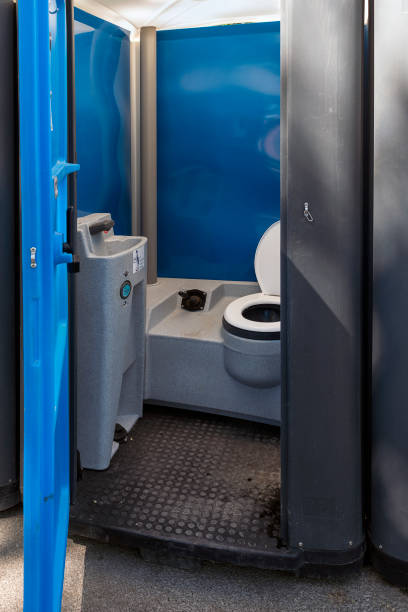 Best Portable restroom trailer rental  in Trophy Clu, TX
